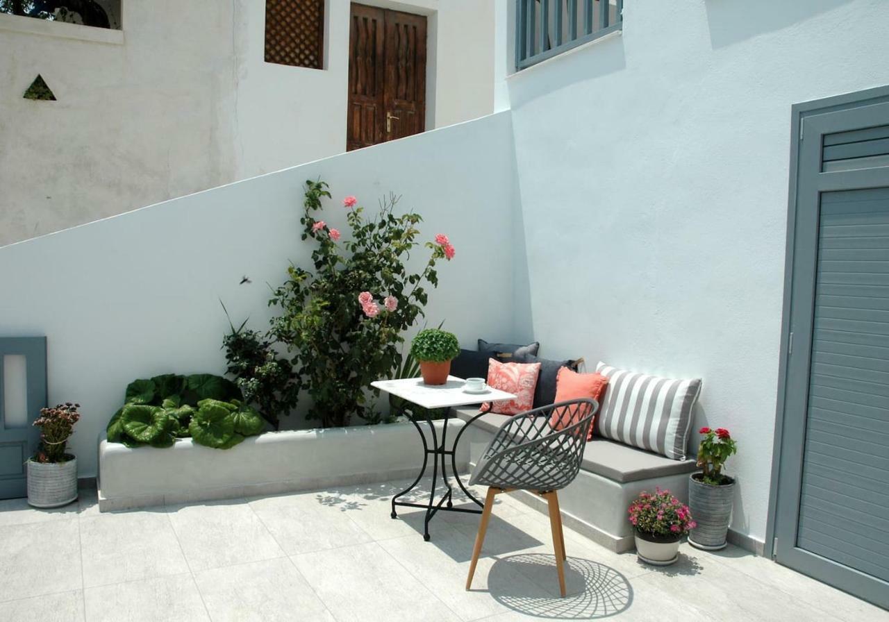 Villa Kalypso House Pera Gyalos Esterno foto